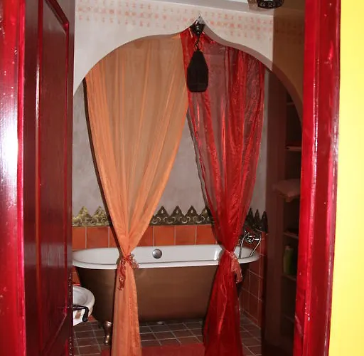 Alojamento de Acomodação e Pequeno-almoço D'hôtes Manoir Du Buquet *