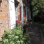 Oda ve Kahvaltı D'hotes Manoir Du Buquet *