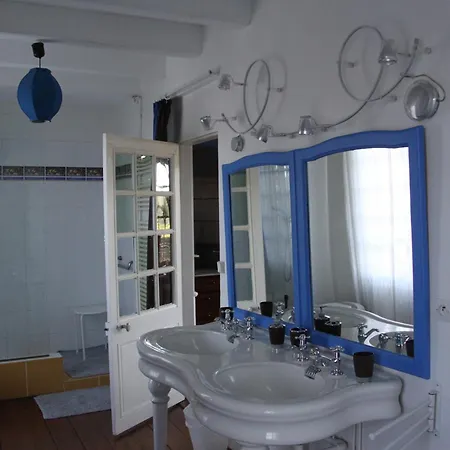 D'hotes Manoir Du Buquet Онфлёр