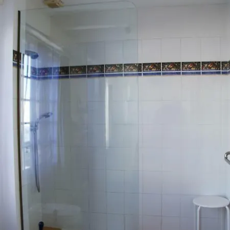 Chambres D'hotes Manoir Du Buquet Bed & Breakfast