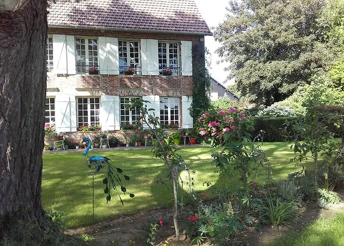 Chambres D'hotes Manoir Du Buquet Bed & Breakfast